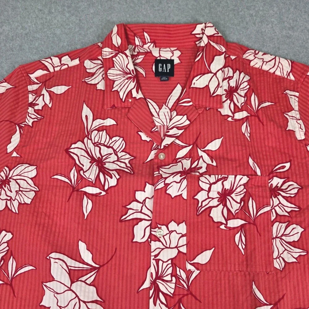GAP Hawaiian Floral Print Button-Up Shirt Men's‎ XXL Red Short Sleeve Tropical